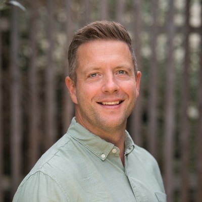 Robert W
